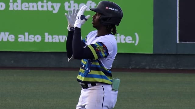 Mariners No. 7 prospect Felnin Celesten's big inning