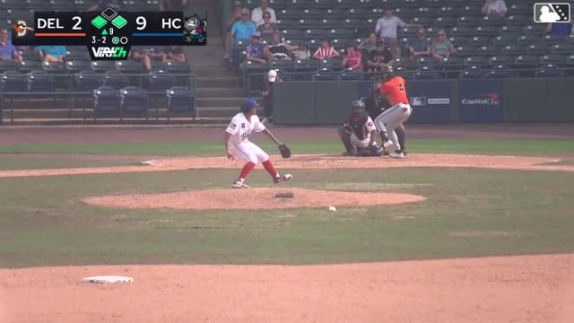 Stiven Martinez doubles (8) on a sharp line drive to left fielder Yeiferth Castillo. Miguel Rodríguez scores. DJ Layton to 3rd.