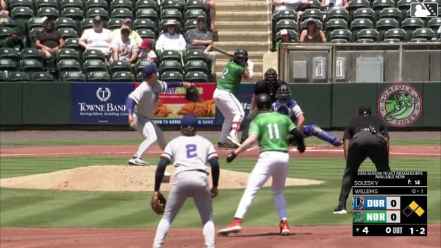 Creed Willems homers (10) on a line drive to right field. Heston Kjerstad scores. Johnathan Rodríguez scores.