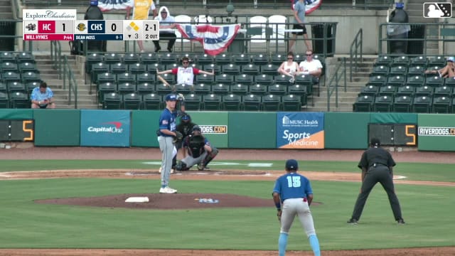 Dean Moss singles on a line drive to left fielder Yeiferth Castillo. Slater de Brun scores. Dean Moss out at 2nd on the throw, left fielder Yeiferth Castillo to second baseman Alejandro Garza. Taitn Gray to 3rd.