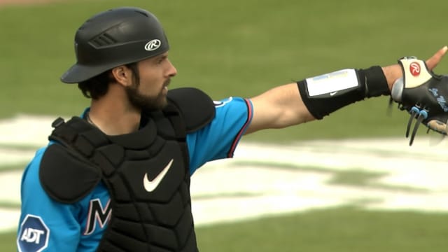 Joe Mack nabs Kevin Alvarez at second