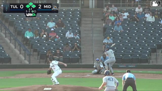 Logan Wagner singles on a soft line drive to left fielder Clark Elliott. Jake Gelof scores. Griffin Lockwood-Powell to 3rd. Chris Newell to 2nd.
