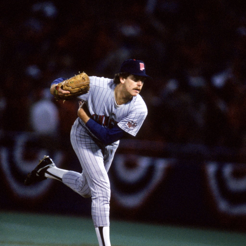 Viola pitches during Game 4 of the 1987 World Series. (Photo by MLB via Getty Images)