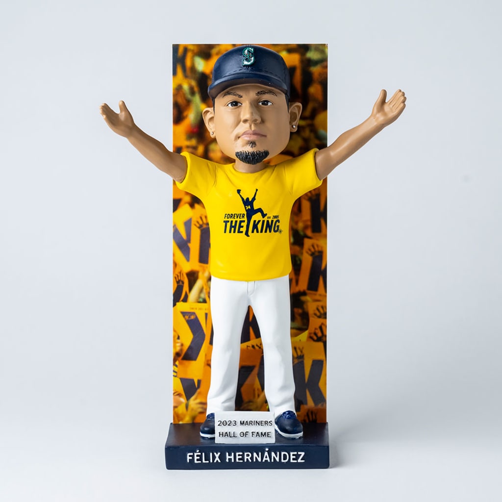 Seattle Mariners Felix Hernandez Bobblehead with Newspaper Base