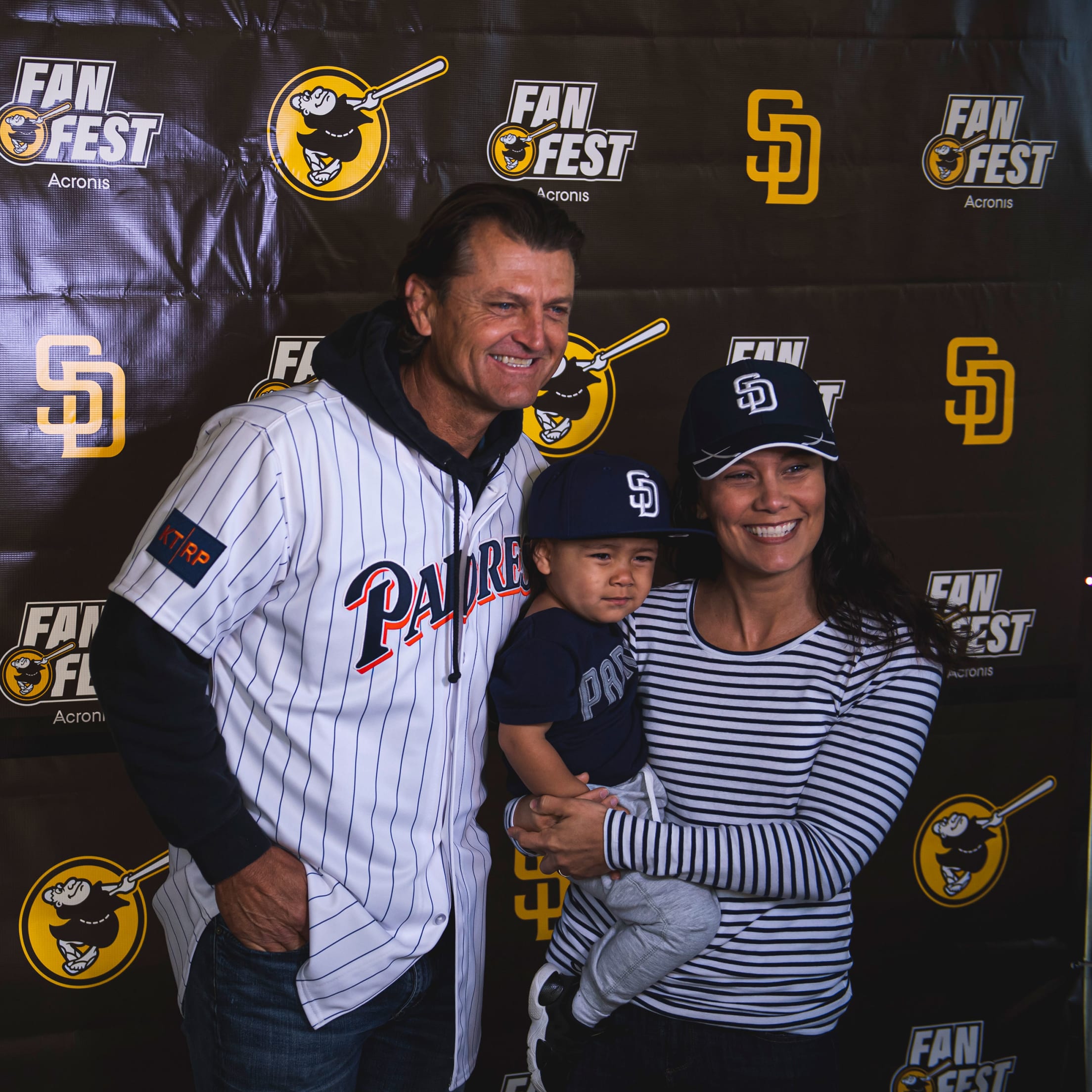 Due to unprecedented demand for the 2023 Padres FanFest, access to tickets  for the general public will close at 10:00am PT on Friday…