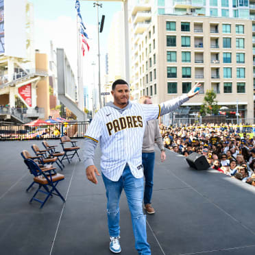 Padres FanFest Was A Fun Fest (2015 Edition) - Gaslamp Ball