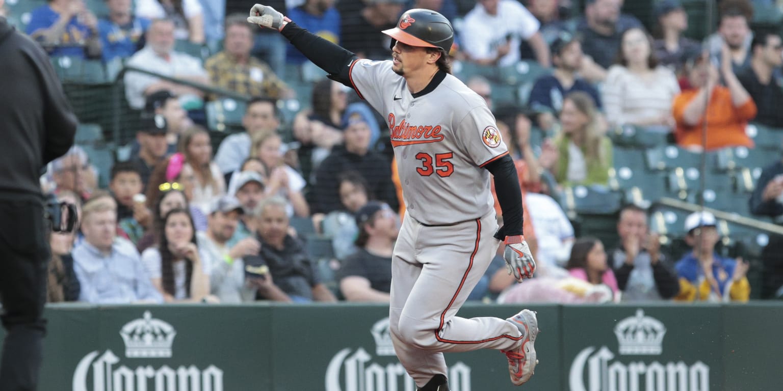Rutschman (left oblique) hits IL for 1st time in 4-year career