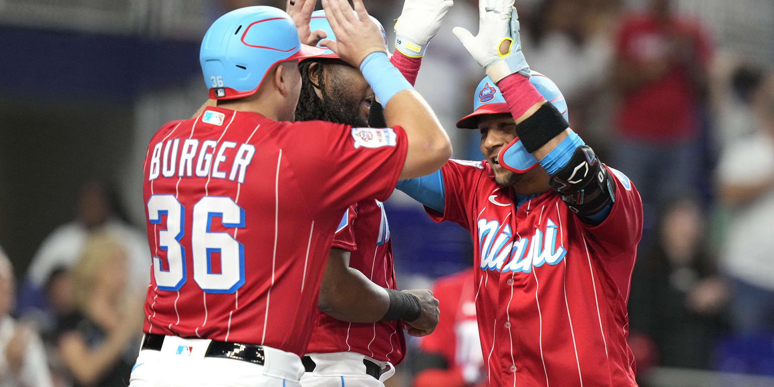 Marlins score 6 runs in 8th inning to secure series win over Braves