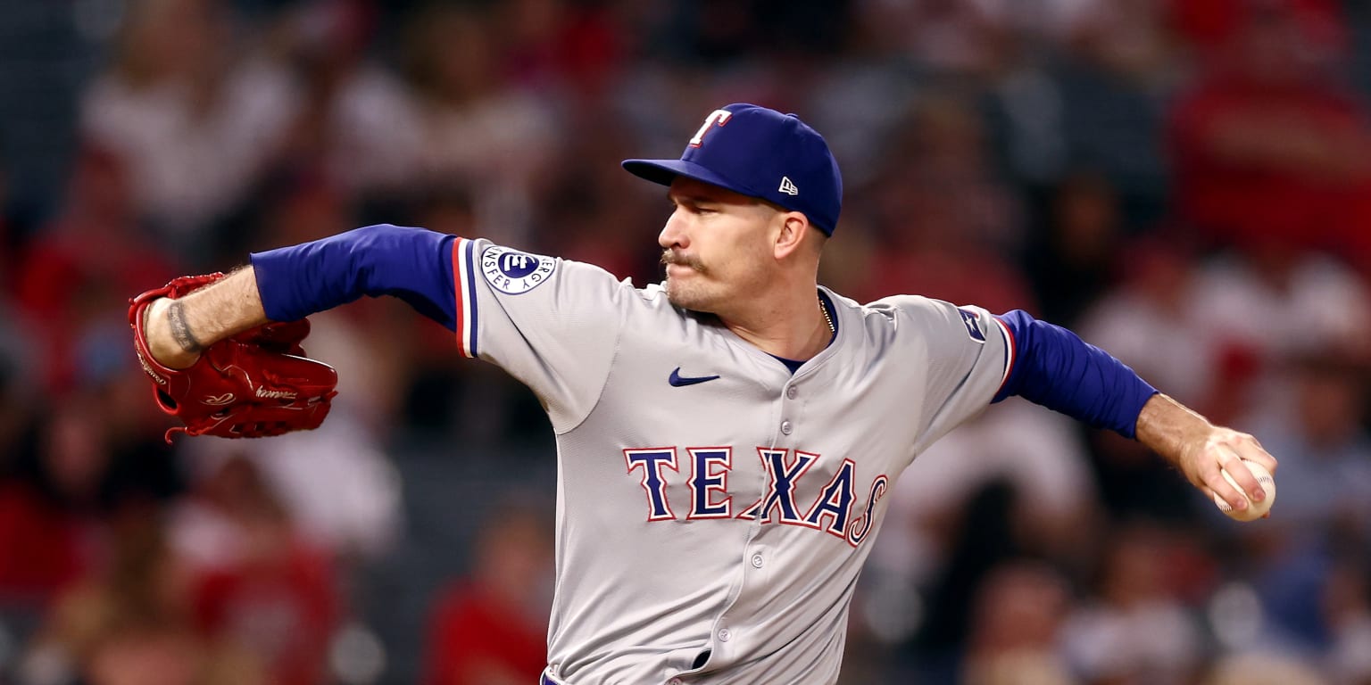 Andrew Heaney closes his season in Rangers' comeback win