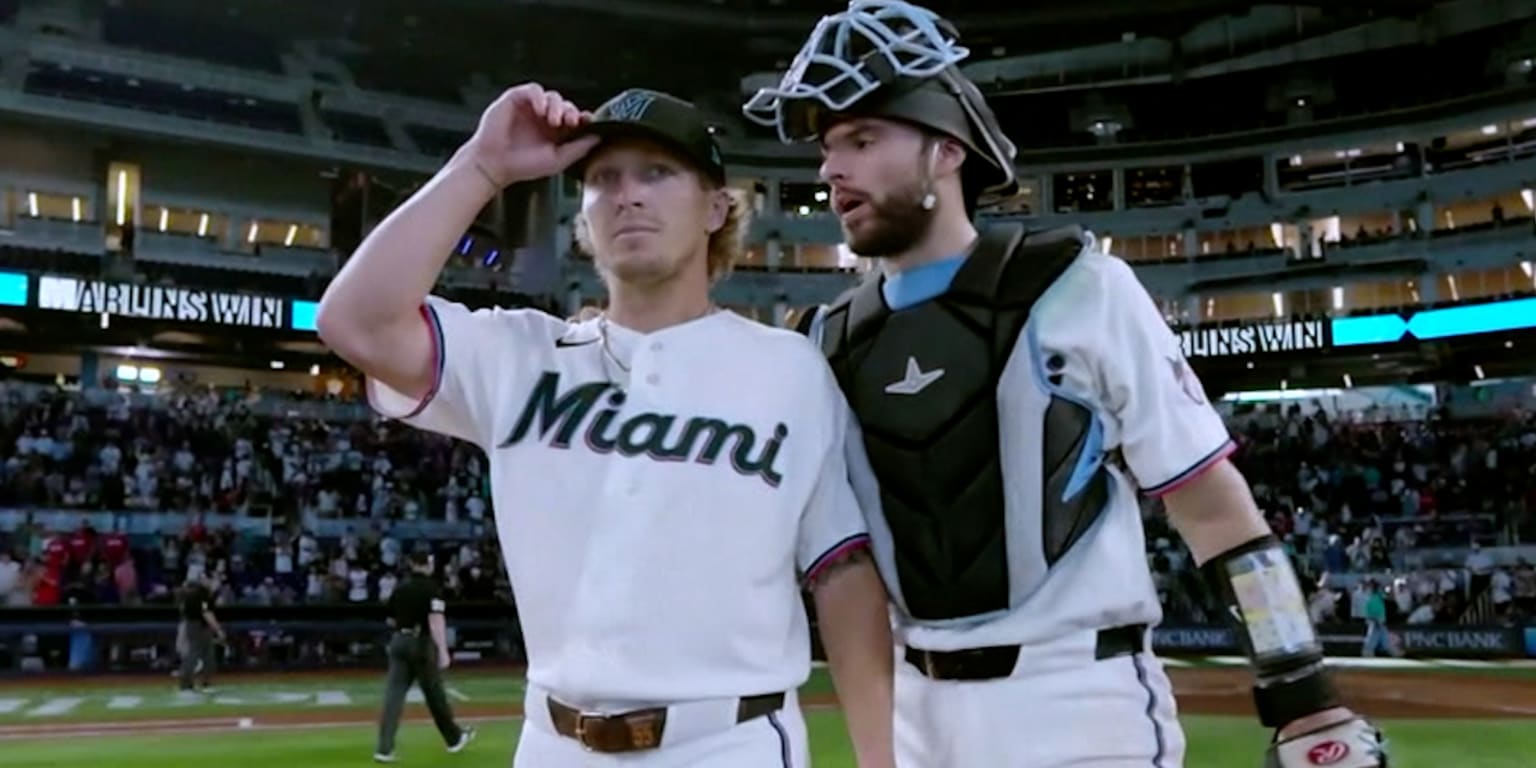 Super Zuber! Reliever earns 1st save, thwarts Rays' rally effort