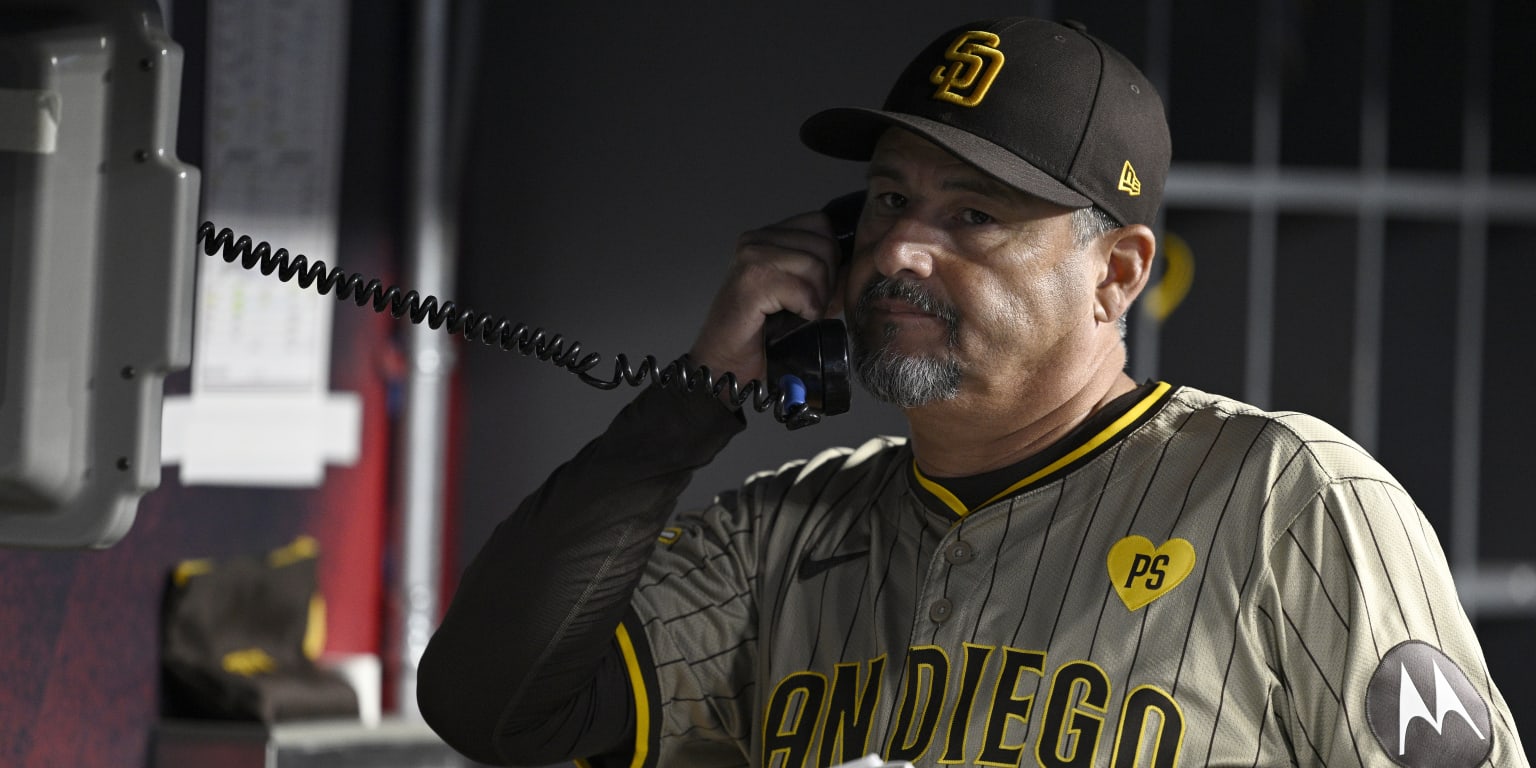 Padres bring back pitching coach Ruben Niebla (source)