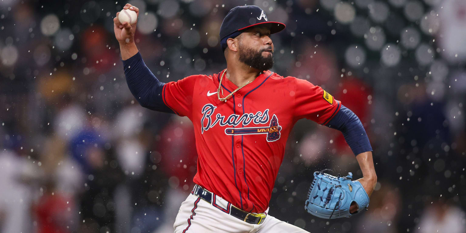 Payamps, Braves agree to 1-year contract