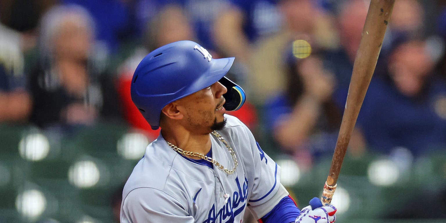 Vargas hits 1st homer, Dodgers bounce back to beat Cards 6-2