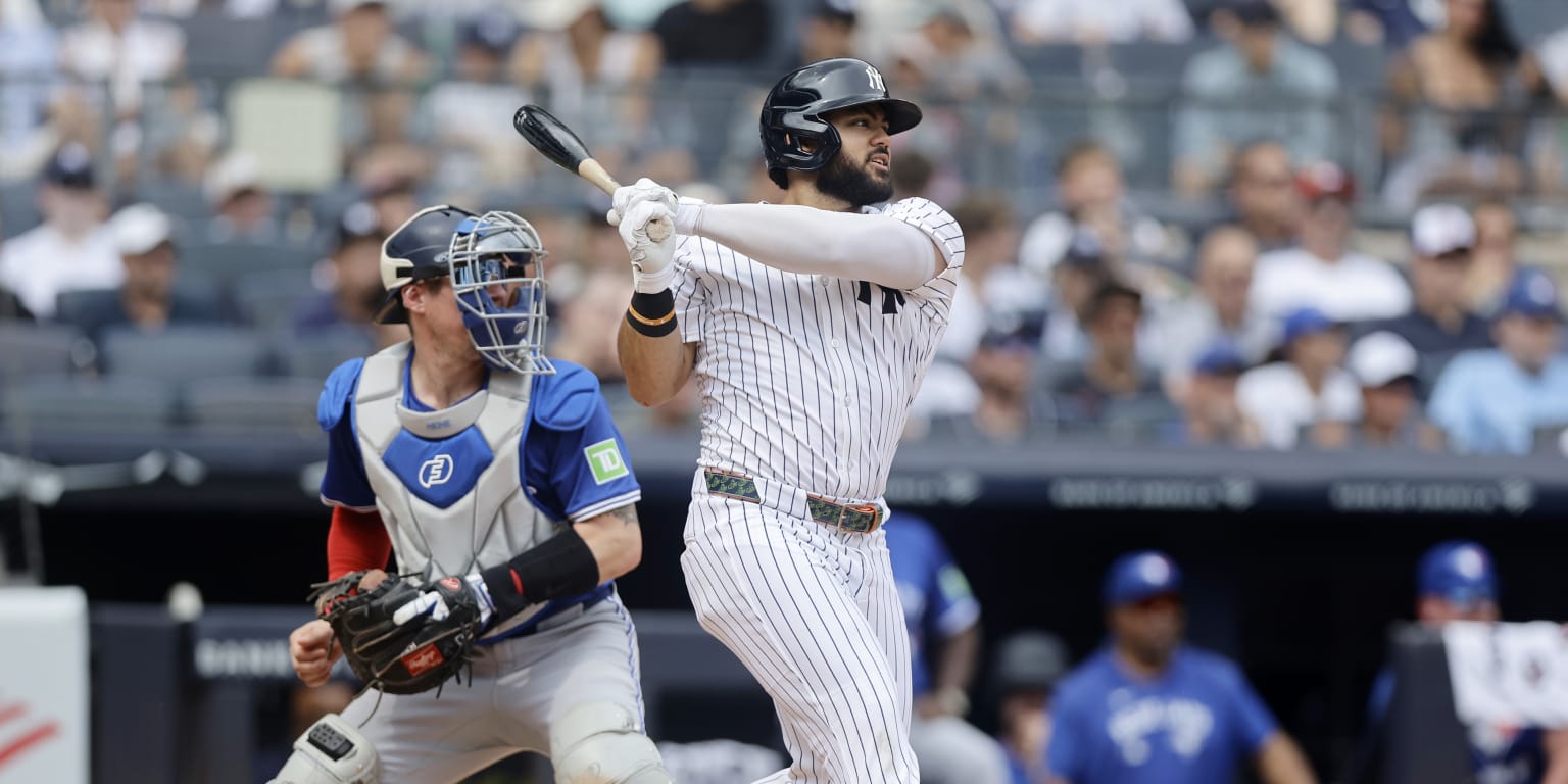 With OF spots in the air, is Domínguez due to take on larger role?