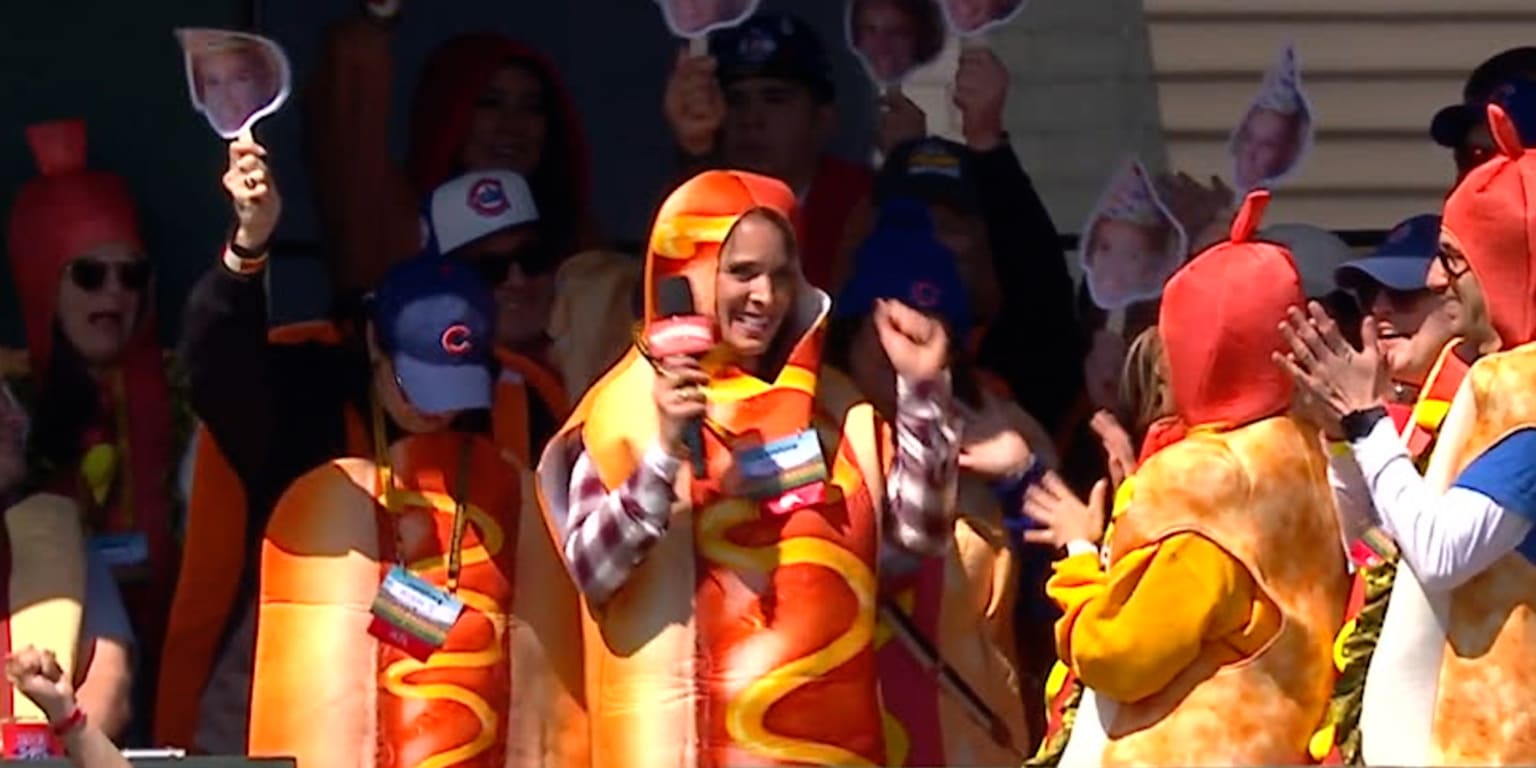Why were 100 fans dressed as hot dogs at Wrigley?