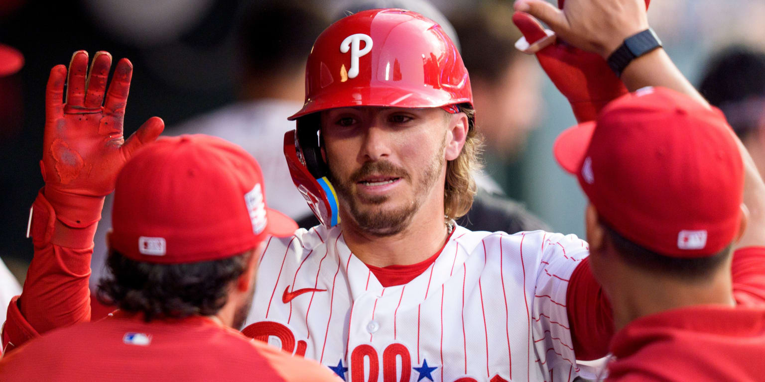 Phils get needed confidence boost with rout of playoff-contending Yankees