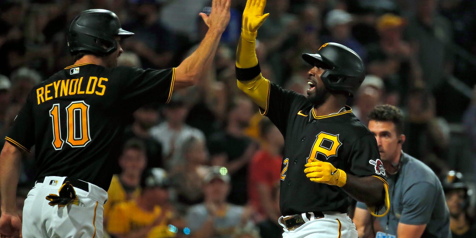 Andrew McCutchen reconnects with Pirates fans, discusses how much