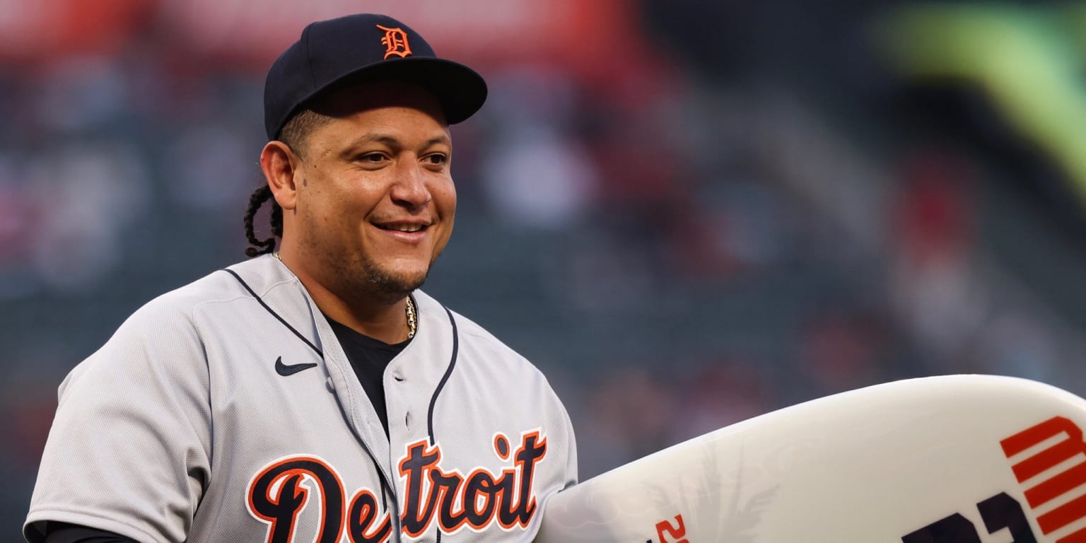 Retiring Miguel Cabrera to become special assistant to Tigers