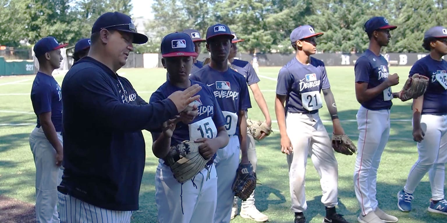 Gotta See It: Marcus Stroman's little brother takes batting practice