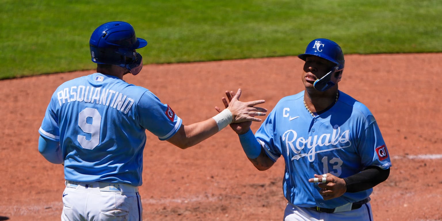 Steady pitching and timely hits from an expected cast power Royals to series win