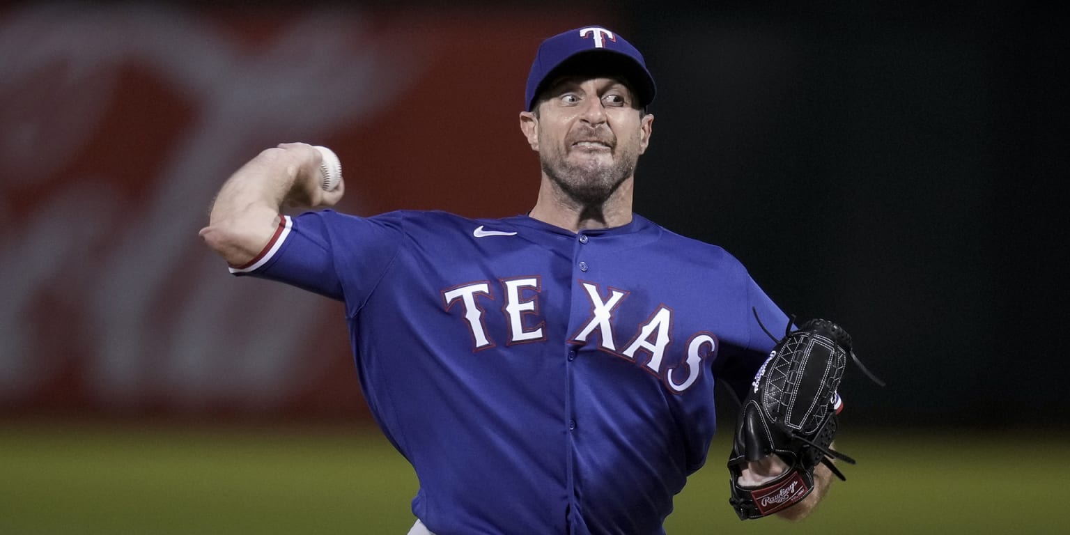 Texas Rangers Manager Bruce Bochy Not Ruling Out Max Scherzer Return for  ALDS - Sports Illustrated Texas Rangers News, Analysis and More