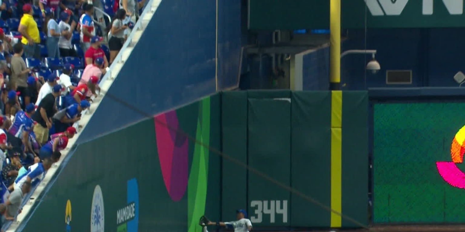 Miami Marlins - Fans are showing out for Nicaraguan