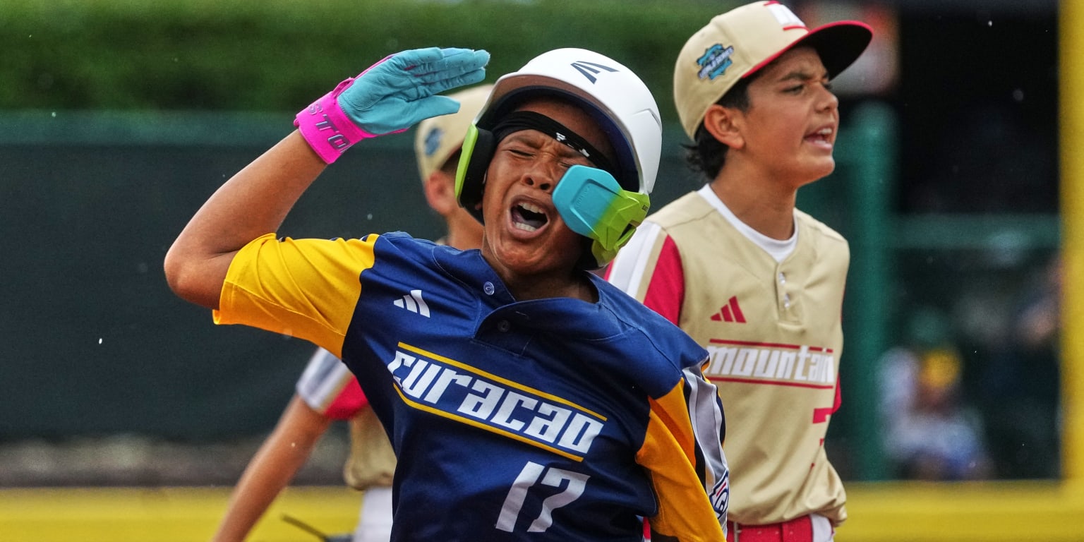 Curaçao takes home 2nd LLWS title behind offensive breakout