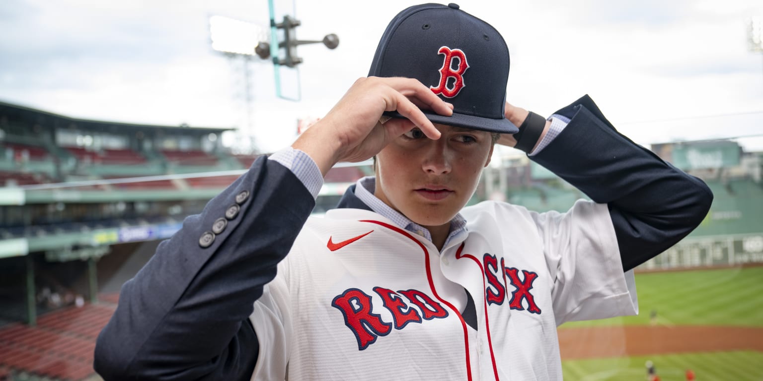 Late-round Draft picks Shelar, LaFavor are perfect fits for Boston