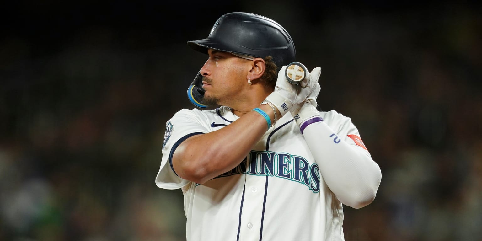 Naylor (minor quad tightness) out of Mariners' lineup for finale vs. Cards