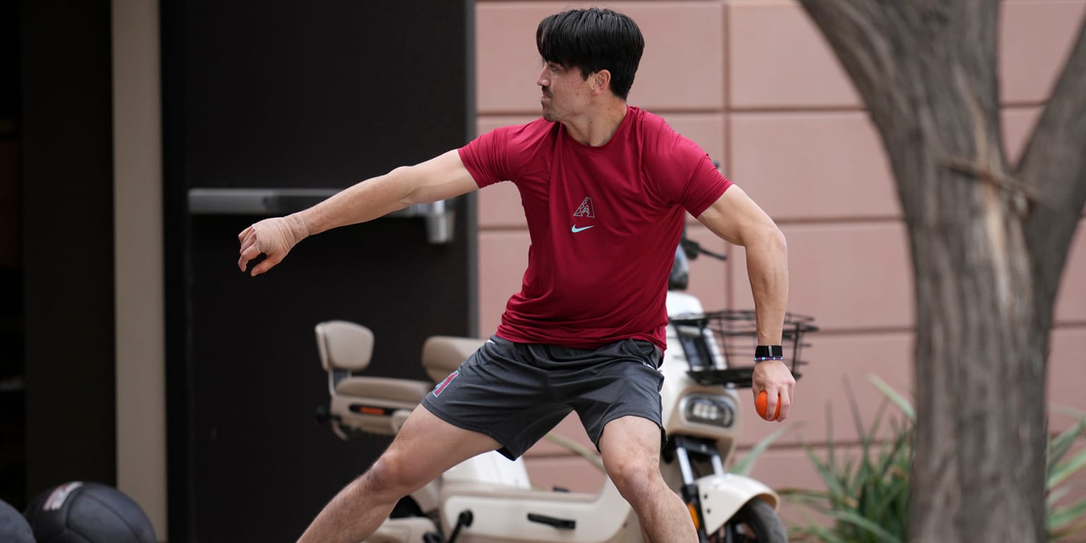 Could Carroll be ready by Opening Day? 'Yeah, I'm pushing for it'