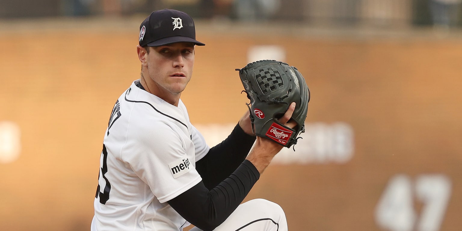 Tigers' bullpen struggles in extra-inning loss to Blue Jays