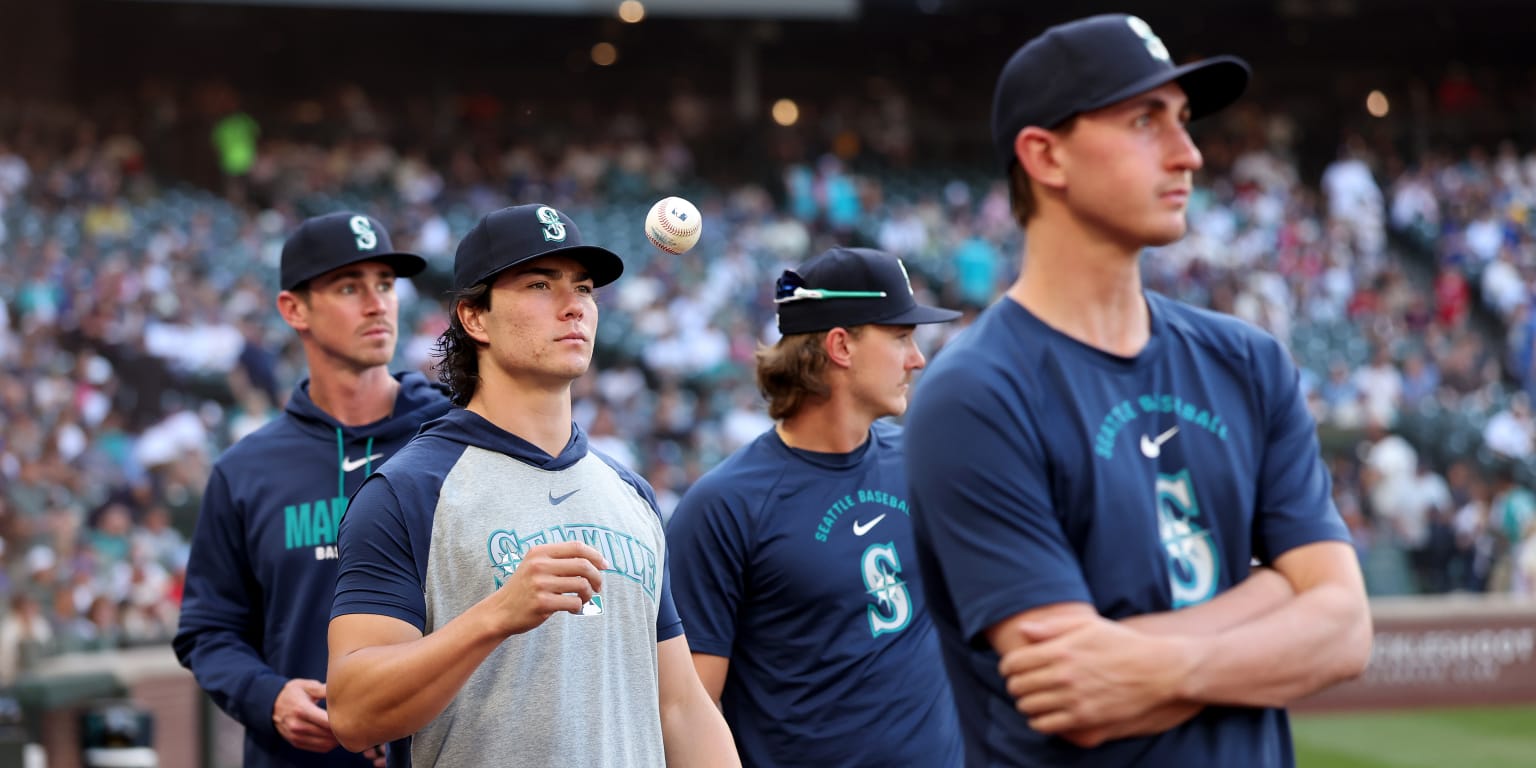 A platoon in the Mariners' rotation? Well, kind of ...