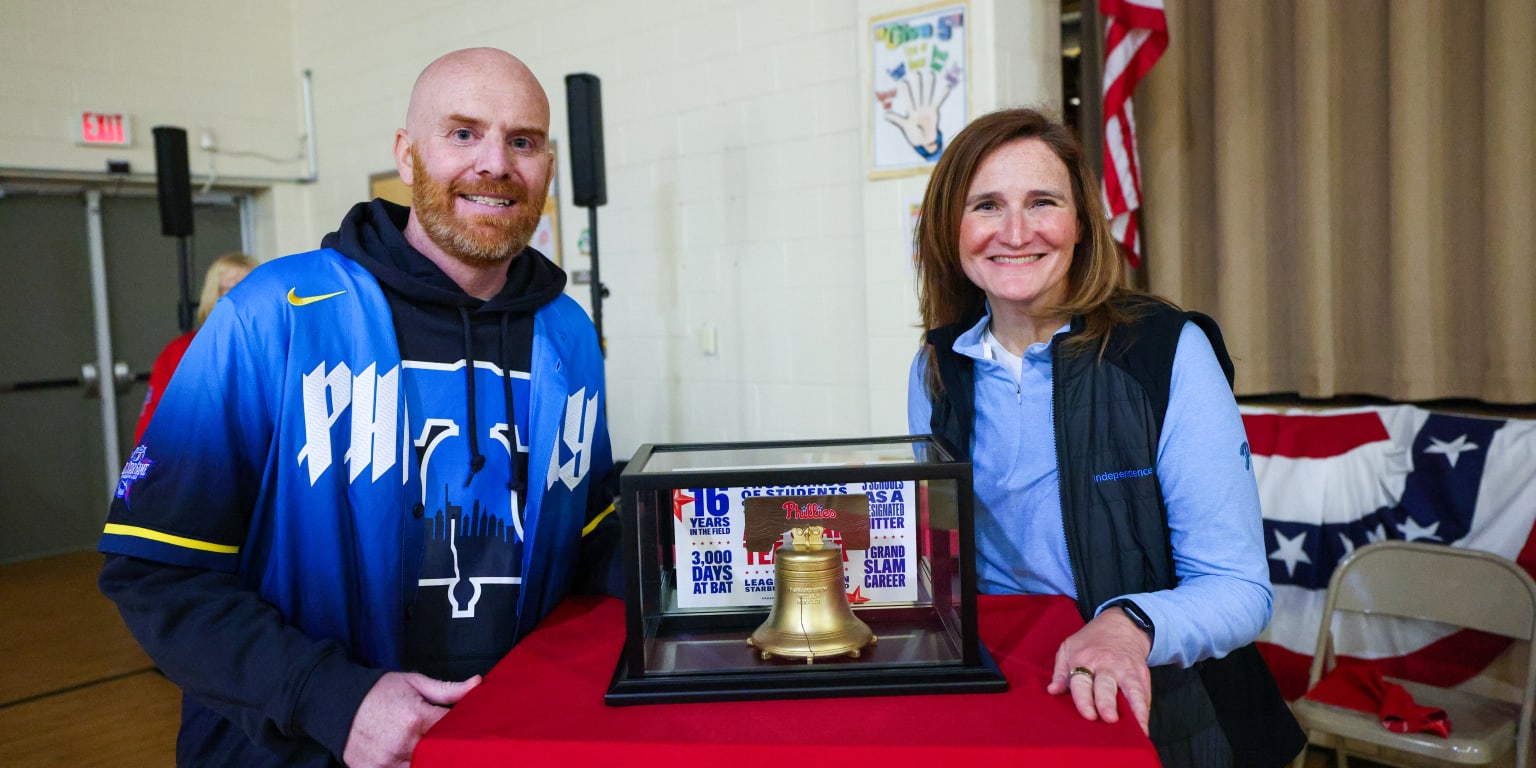 mlb.com - Phillies All-Star Teacher Reunites with Students After Medical Leave