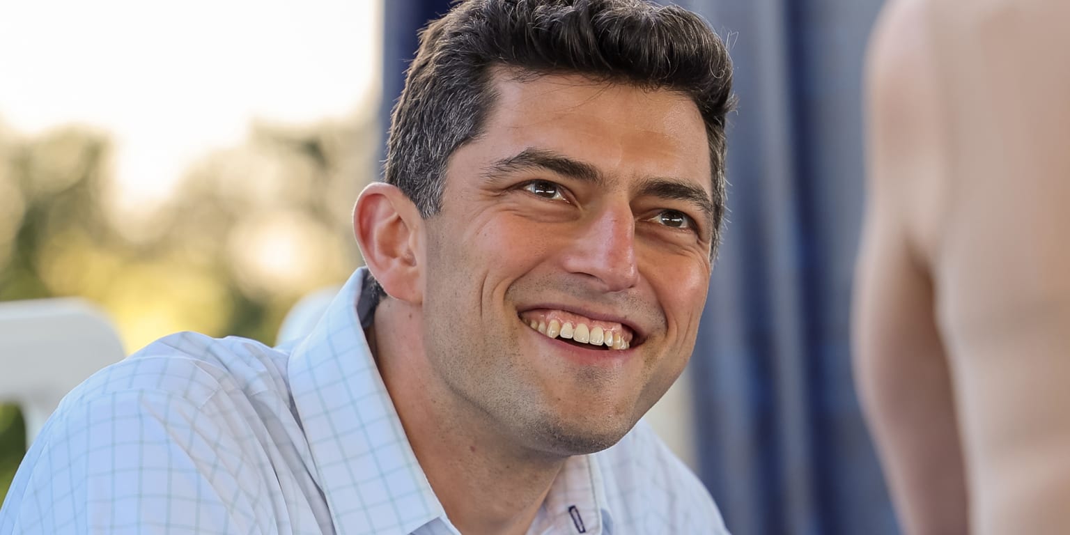 Cards pushing closer to Bloom's vision of future with each move