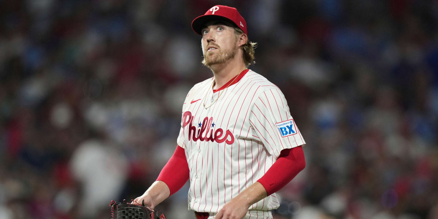 Phils RHP Robert out of hospital, feeling OK after cardiac event at spring complex