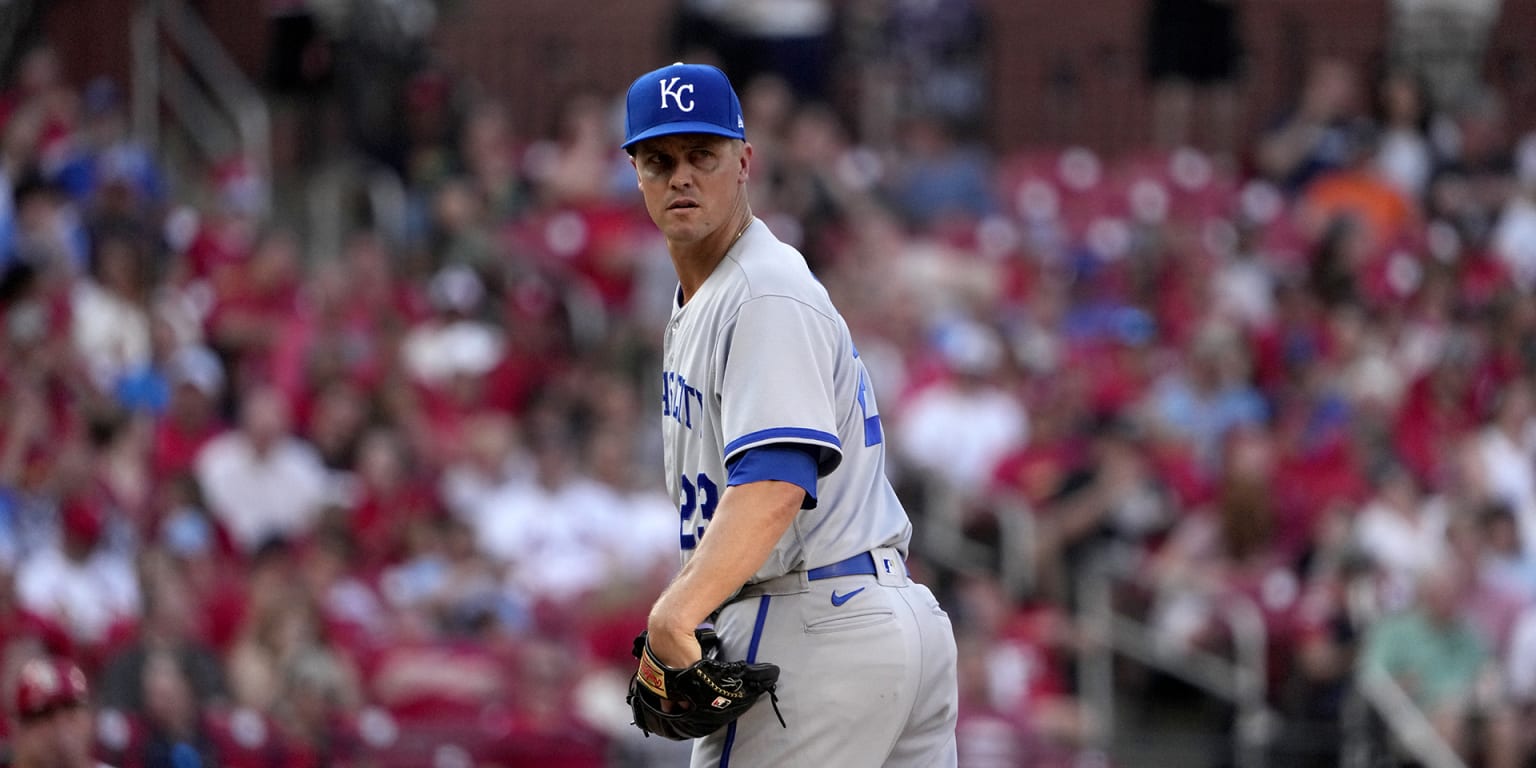 Greinke pitches four strong innings in relief as Royals drop