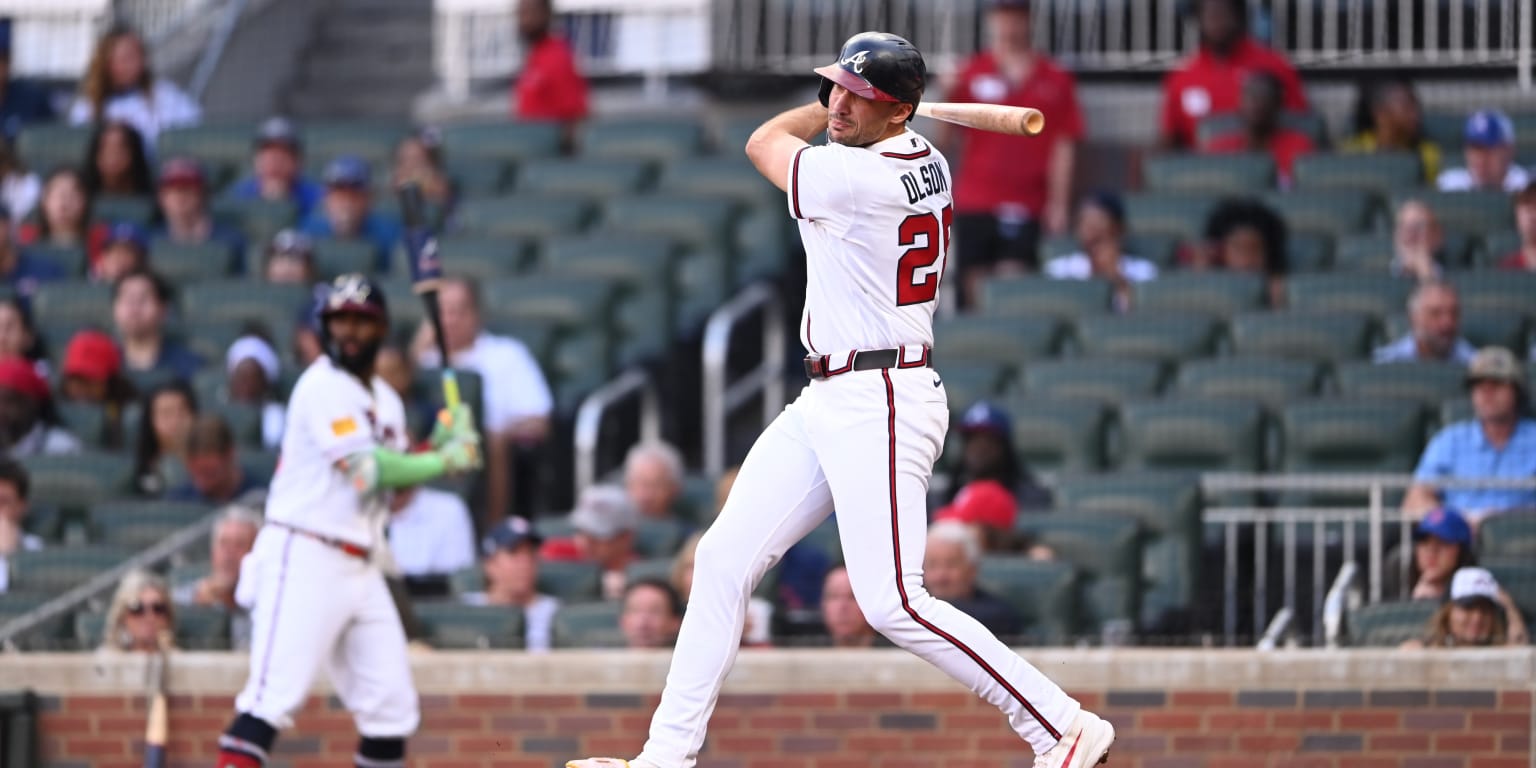 Olson joins Musial in 8th place on all-time consecutive games list 