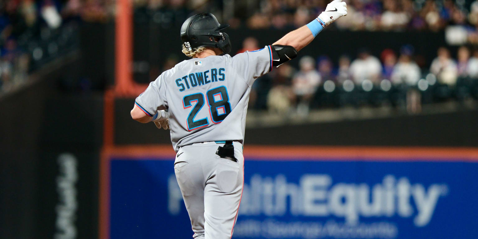 How to make up for an error? Homer during your pitcher's in-game interview