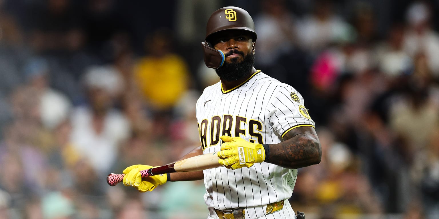 Rengifo (knee), Sheets (foot) land on IL as Padres make flurry of moves