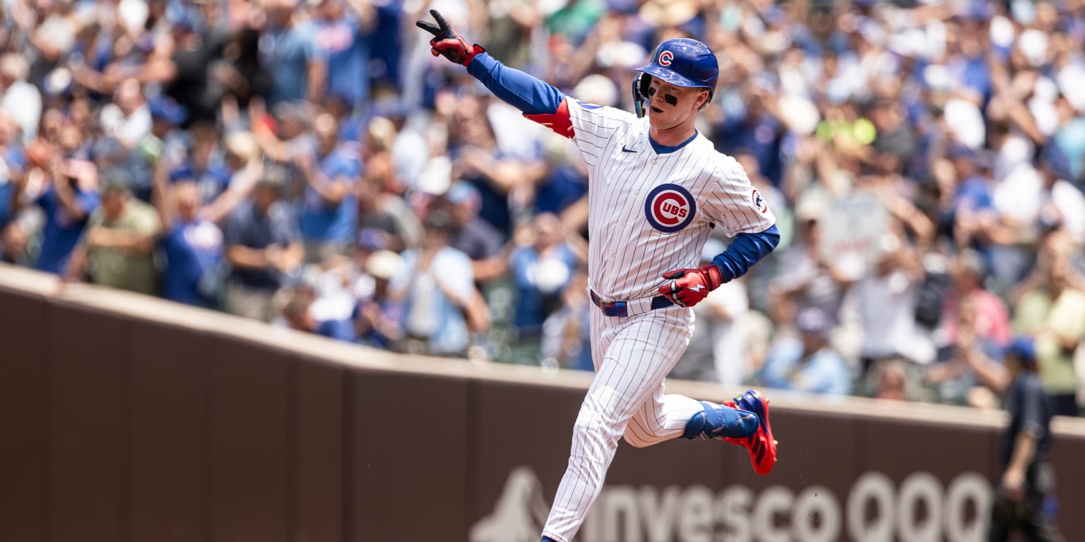 How Bregman's 3-year-old son became best 'buds' with Crow-Armstrong