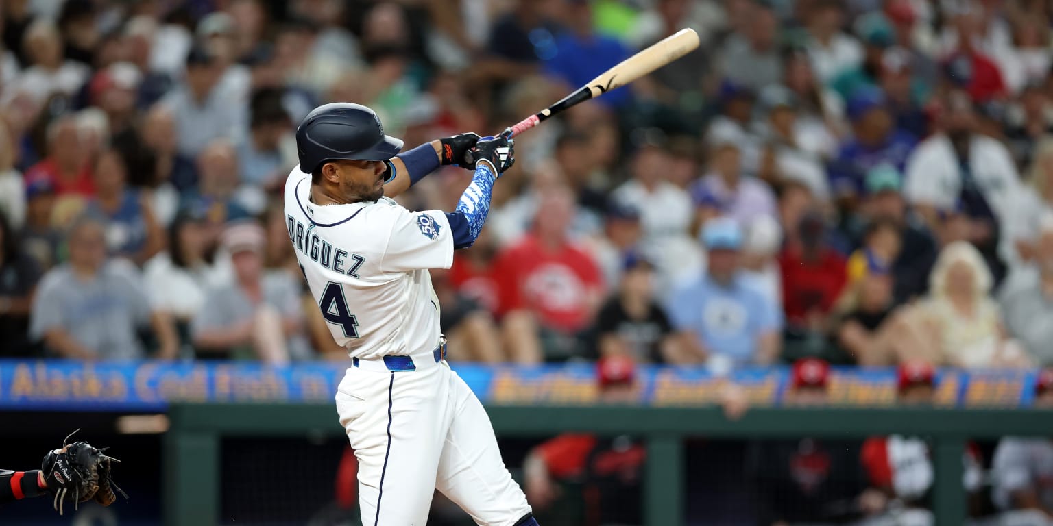 After dealing with leg injury, J-Rod comes off the bench and delivers HR