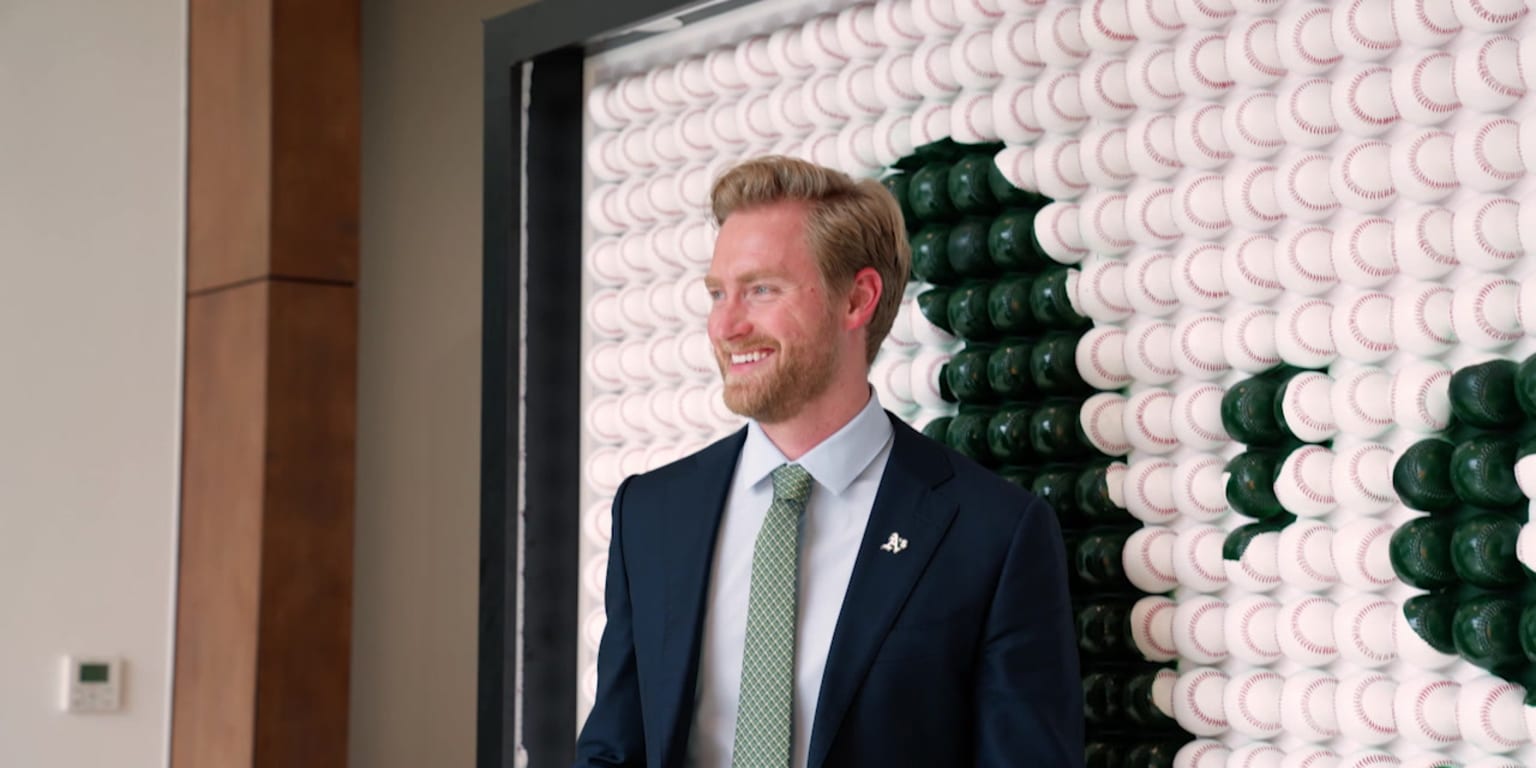 Q&A: Smith discusses his new role as youngest head of baseball ops in MLB