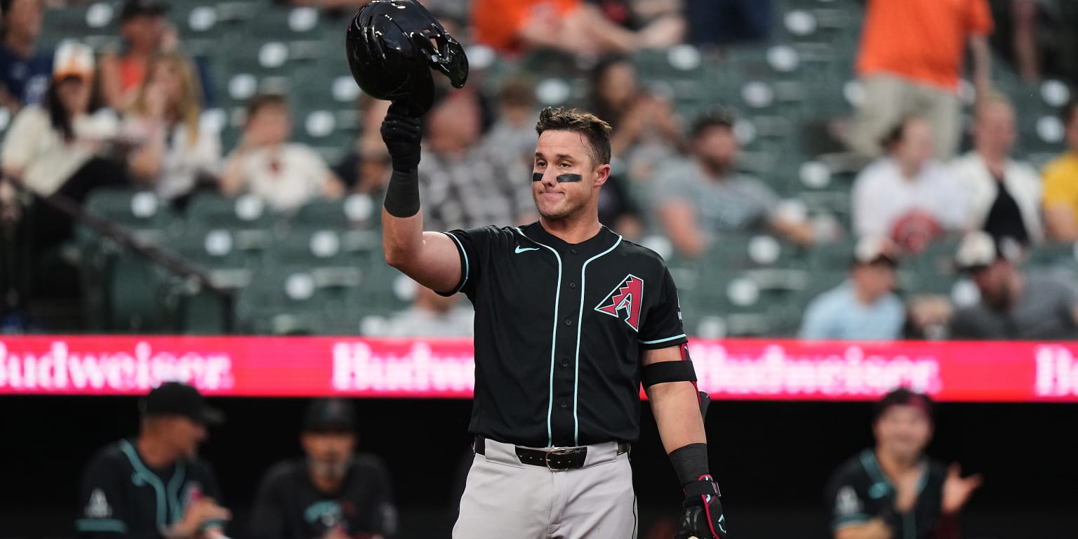 McCann 'could feel some tears coming on' after ovation from O's fans