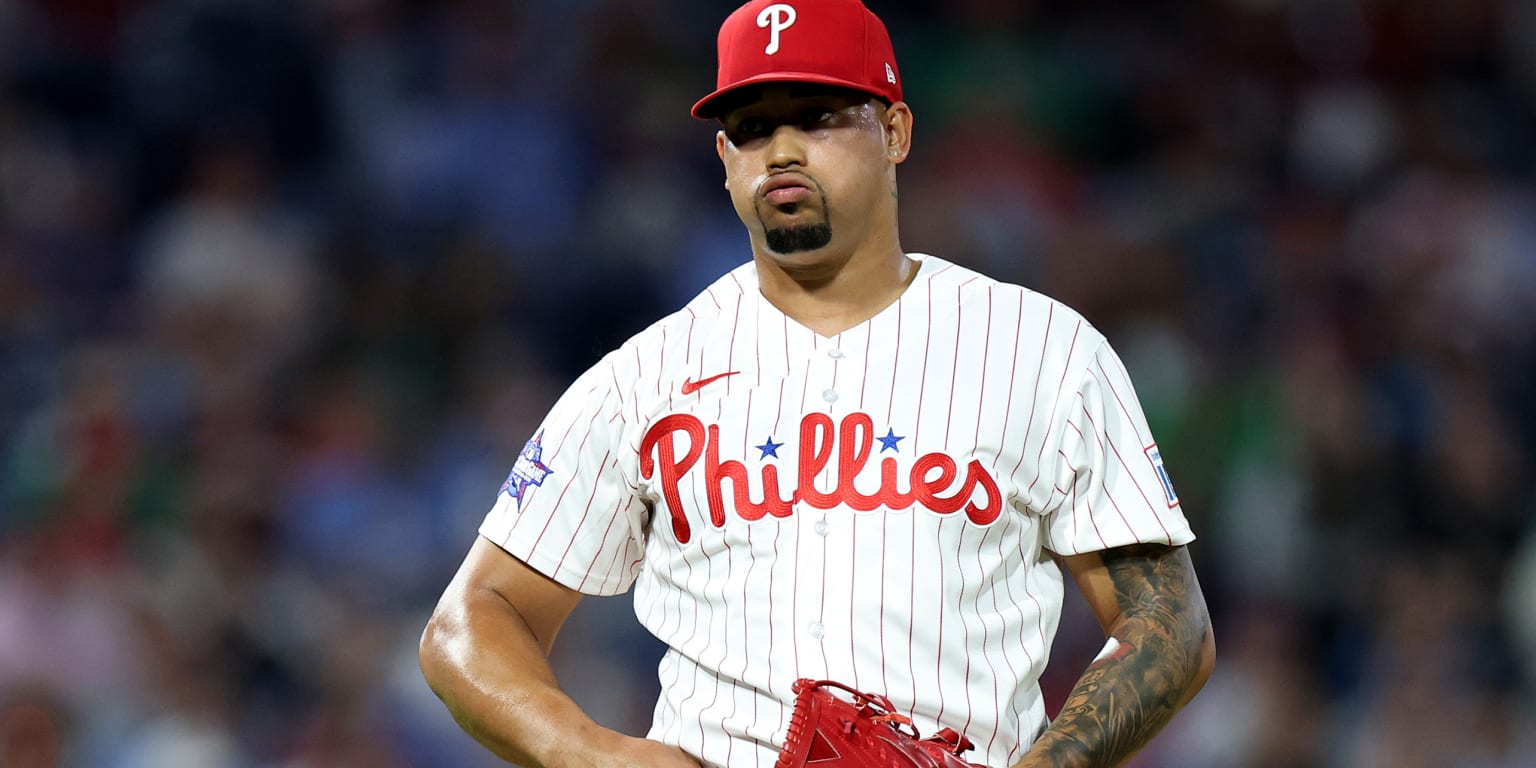 Phils closer Duran (left oblique strain) placed on 15-day IL