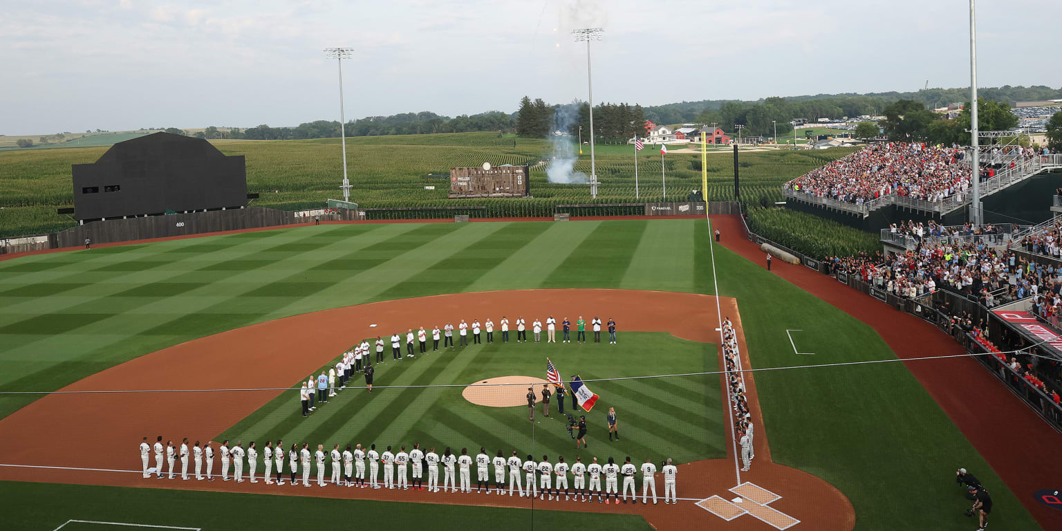 Corn Schwarbomb, HOF legends highlight top moments at Field of Dreams Game (LIVE on Netflix)