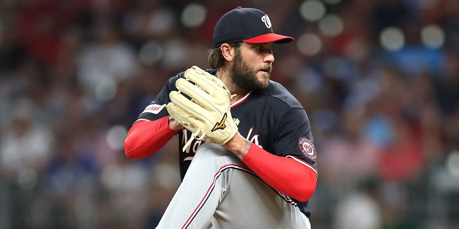 Rangers sign veteran pitcher Trevor Williams