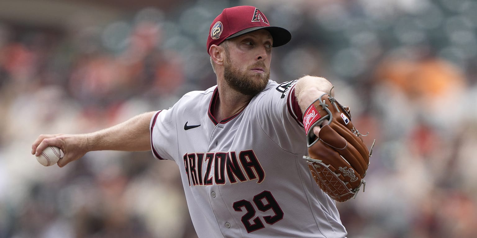 Diamondbacks put right-hander Merrill Kelly on 15-day injured list