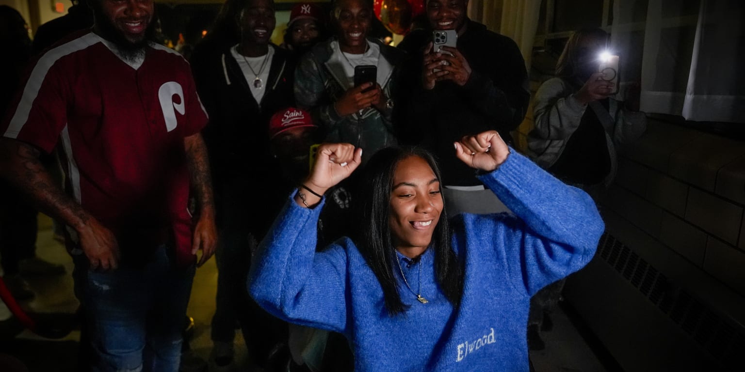 LLWS superstar Mo'ne Davis headed to pro league after being drafted 10th overall