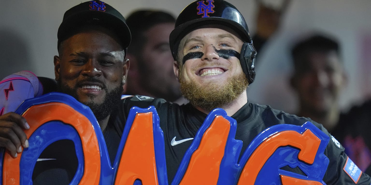 Mets’ bats go ‘OMG’ as Iglesias, Bader each blast two homers