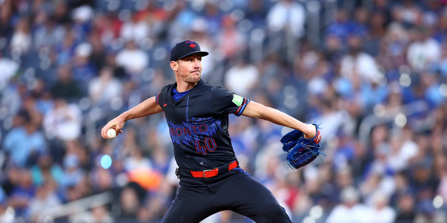Bassitt, bullpen, basics give Blue Jays clean series-opening win